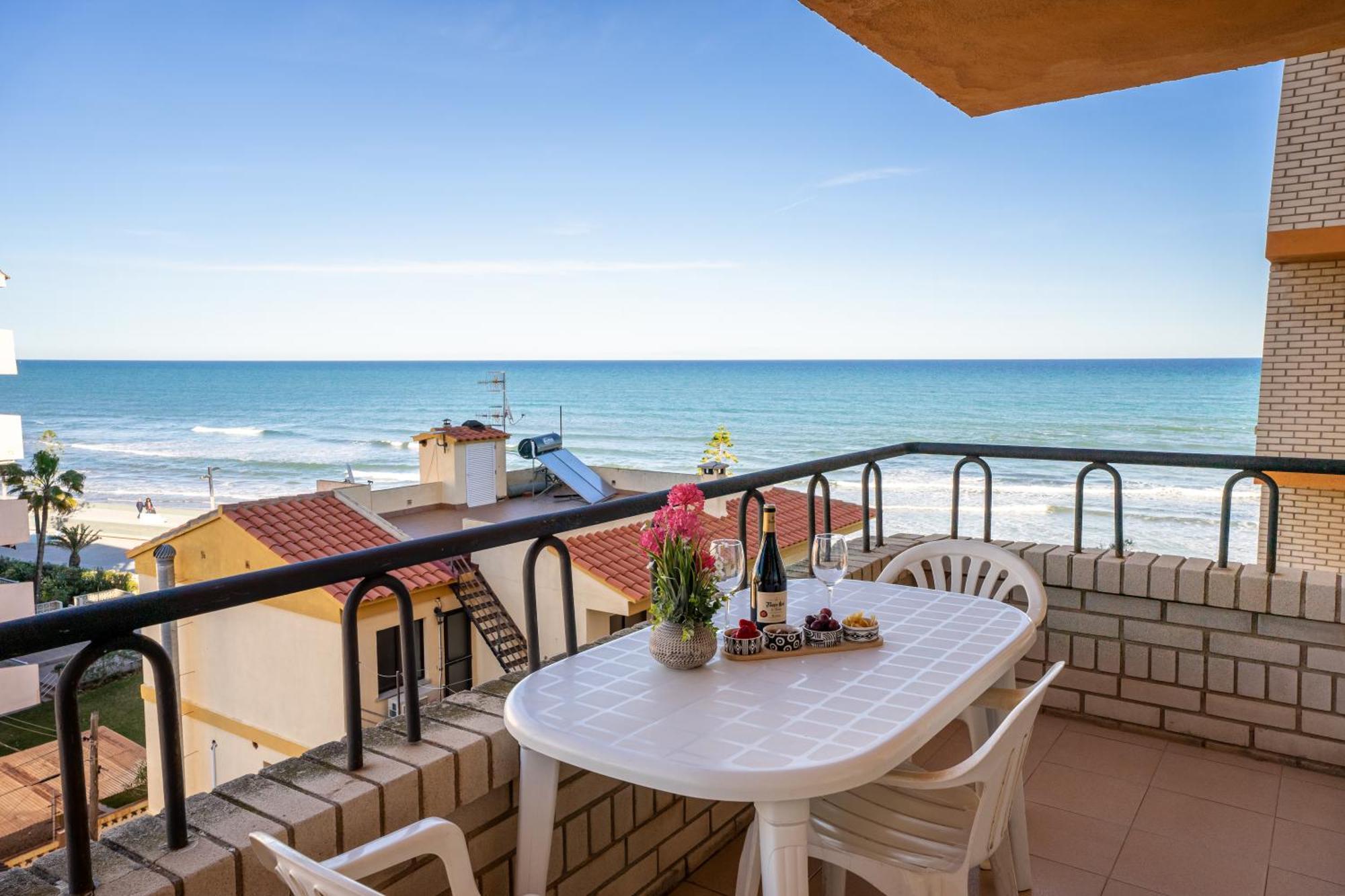 Bernat Vidaber Primera Línea Oropesa del Mar Exterior foto